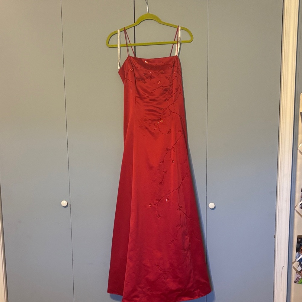 Elegant Red Evening Gown